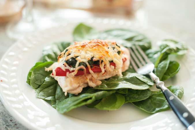 baked chicken with spinach and mozzarella