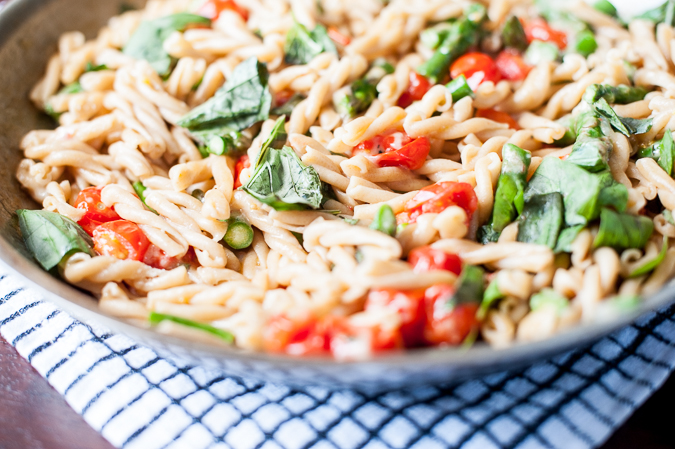 gemelli with asparagus and tomatoes